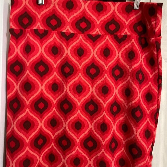 Lularoe Womens Red Geometric Pattern Stretch Knee Length Skirt Size 3X - Picture 4 of 5